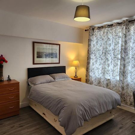 White House Ensuite Double Bedroom Warrington  Eksteriør billede
