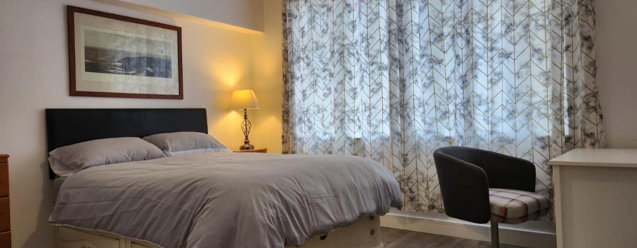 White House Ensuite Double Bedroom Warrington  Eksteriør billede