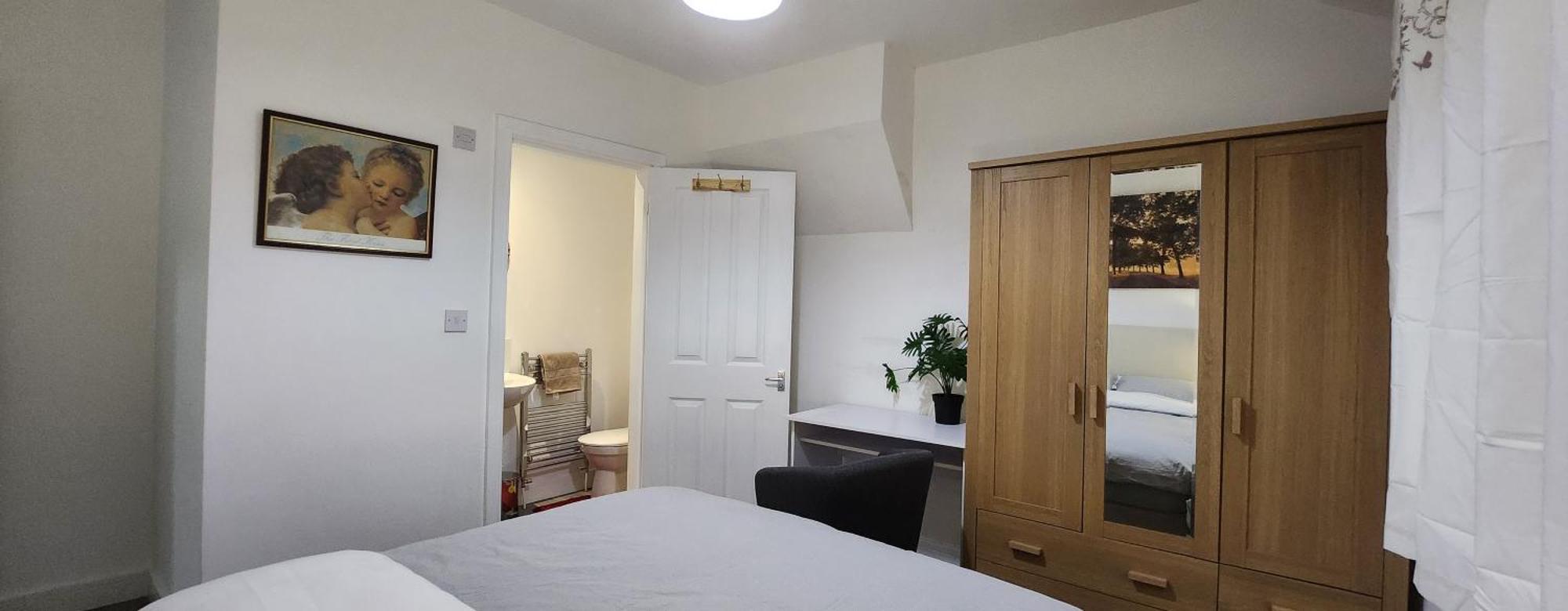 White House Ensuite Double Bedroom Warrington  Eksteriør billede